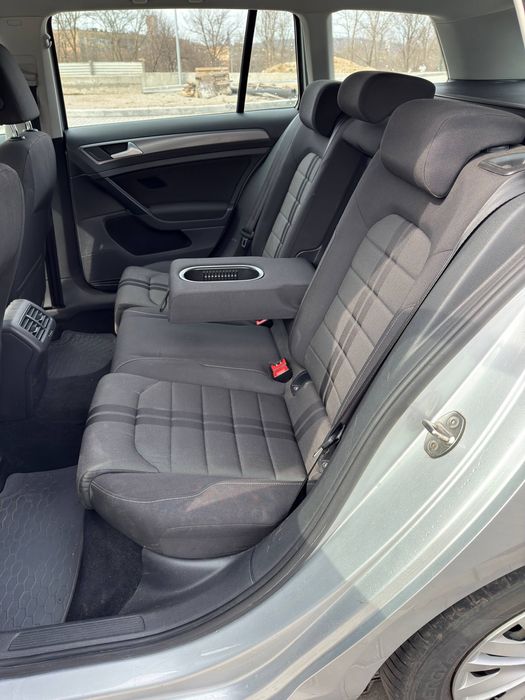 Продам Volkswagen  Golf 7 1.6 Дизель