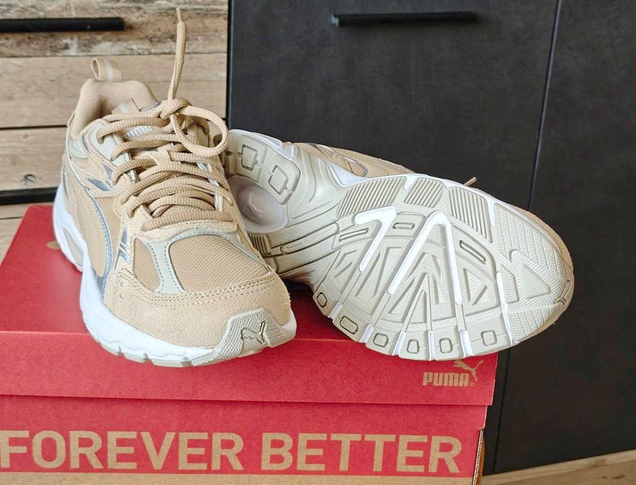 Кроссовки женские  Puma Milenio Tech Suede 38 р