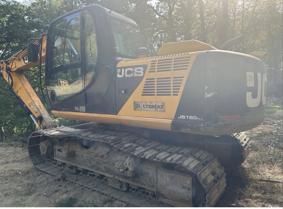 Giratoria.  Jcb. de 2014