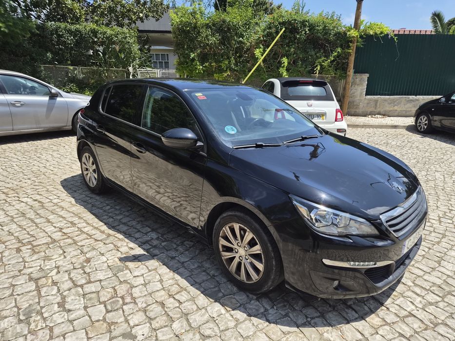 Peugeot 308 — fotografia 2