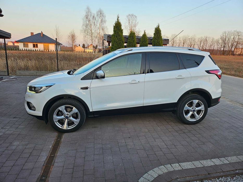 Ford Kuga 2.0 TDCI 2019 rok.