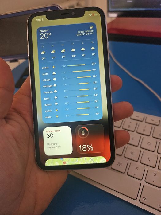 iPhone 11 64gb bateria 72%