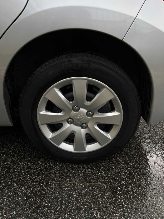 Peugeot 207 1.4 Gasolina RESERVADO