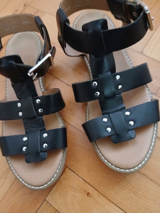Sandały damskie czarne  38 Leather  Upper