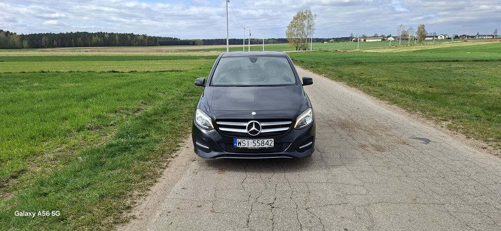 Mercedes B  klasa 180