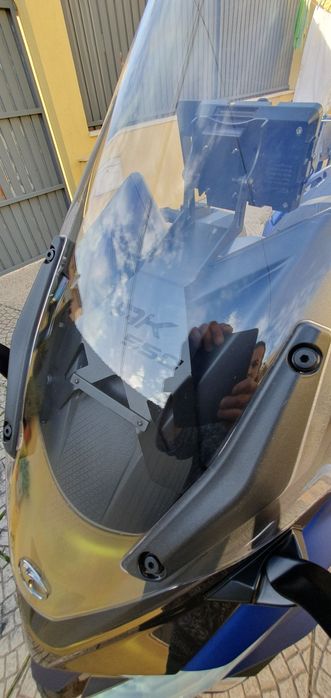 Kymco ak 550 maxi-scooter