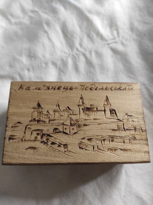 Шкатулка деревянная