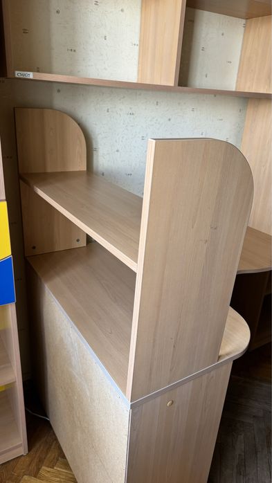 Мебель экологичная фирмы Снайт комплект идеальное состояние