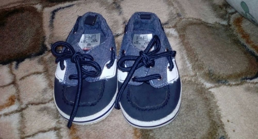 18 buty buciki niechodki pierwsze buty