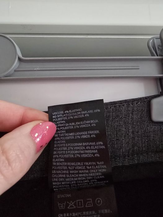 Spodnie materiałowe cygaretki damskie H&M.  Rozmiar 34.