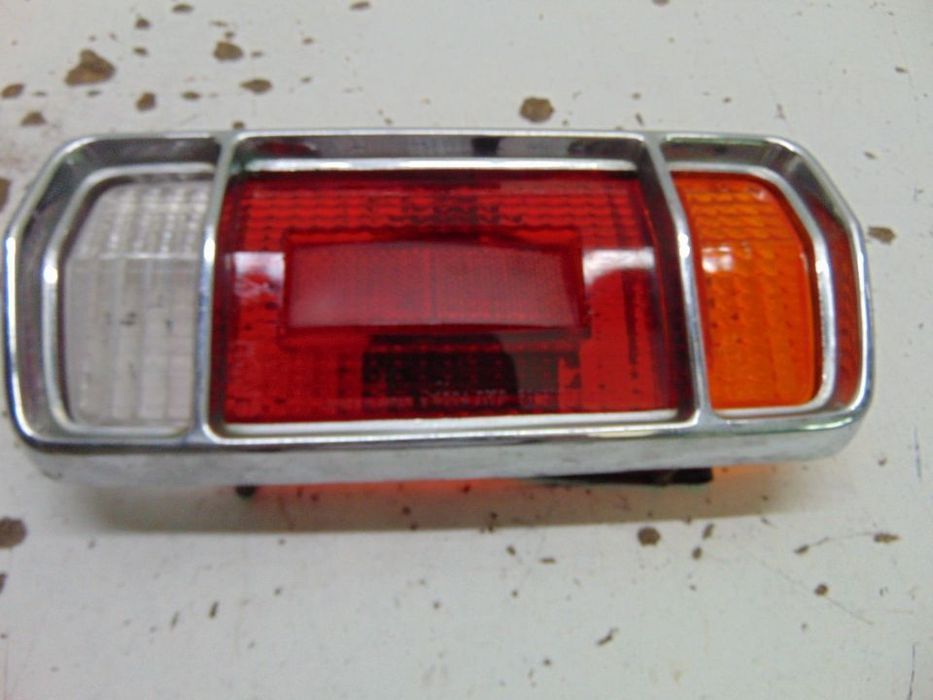 Datsun 1200 vidro de farolim