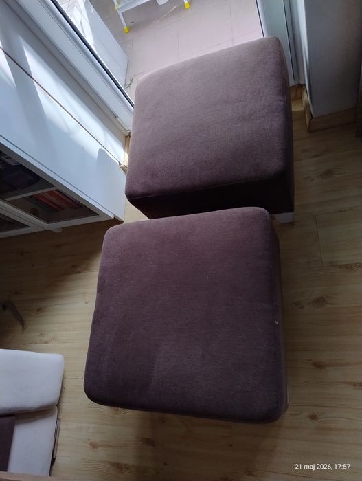 Solidne wygodne pufy 2 sztuki
