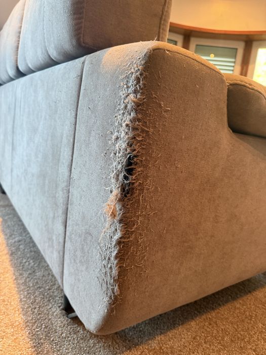 Sofa com chaise longue