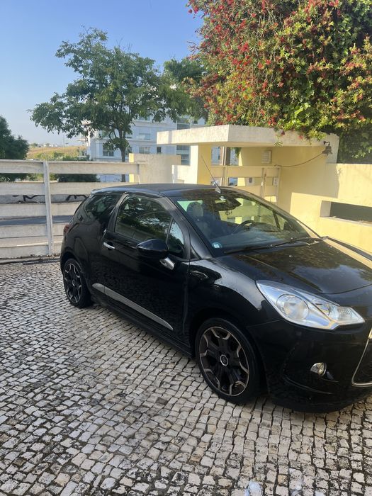 Citroen DS 3 cor preta