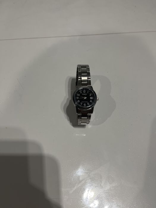 Годинник  Casio.