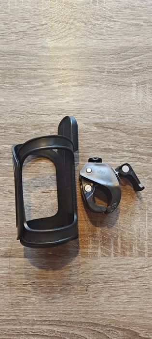 Uchwyt na kubek do wózka