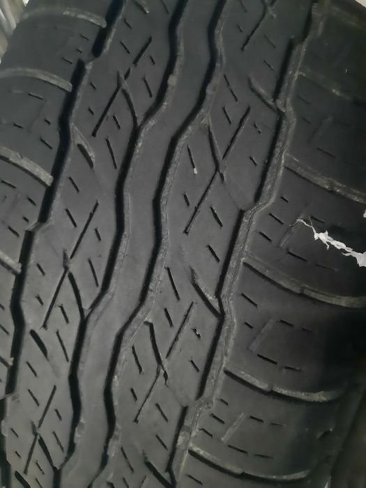 Bridgestone dueler 225/65 r17
