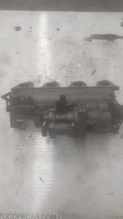 Coletor de admissão Ford Galaxy 1.8 tdci