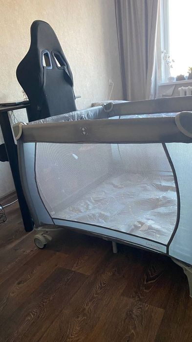 Дитячий манеж Carrello 100х100 см (Сірий) – Відмінний стан!