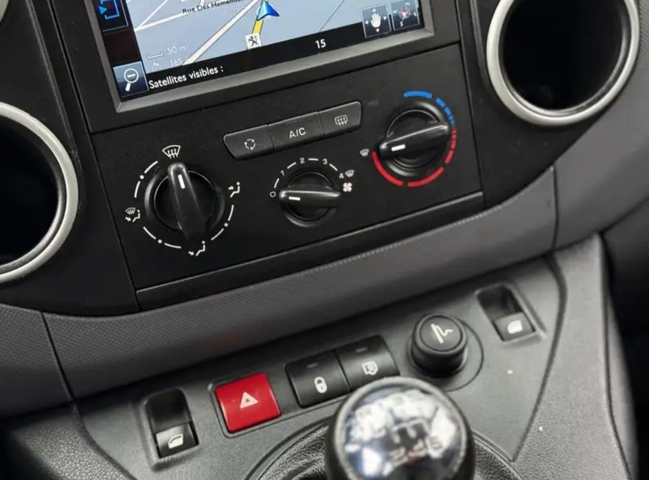 Peugeot Partner 3 lugres 120cv 6 vel.