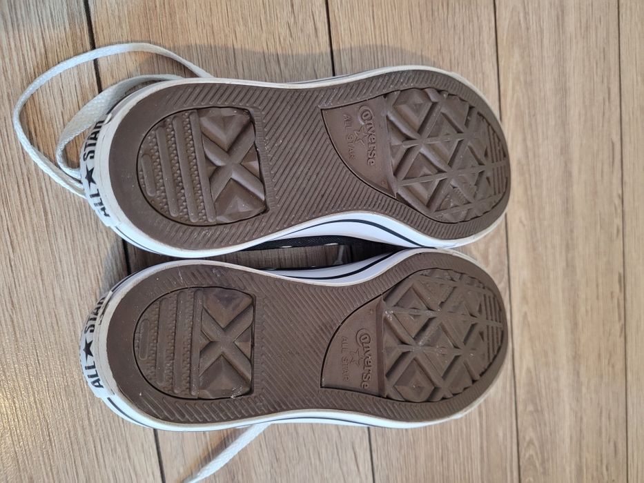 Czarne trampki converse