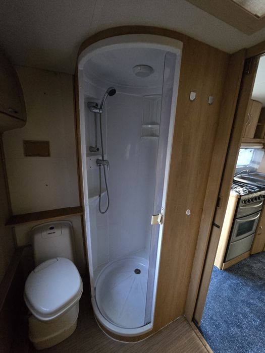 Caravana Lunar Clubman 2004 4 Dormidas ( inglesa)