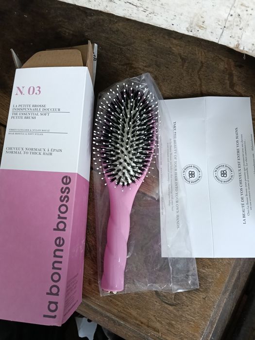 Nowa szczotka do włosów La bonne brosse