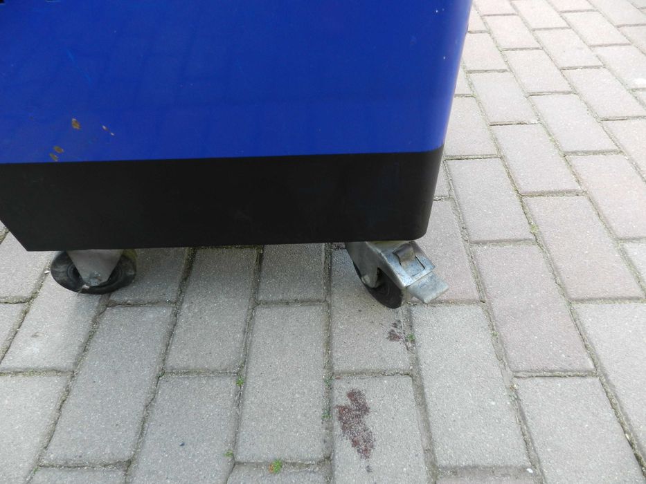 Wózek warsztatowy Heytec na kółkach