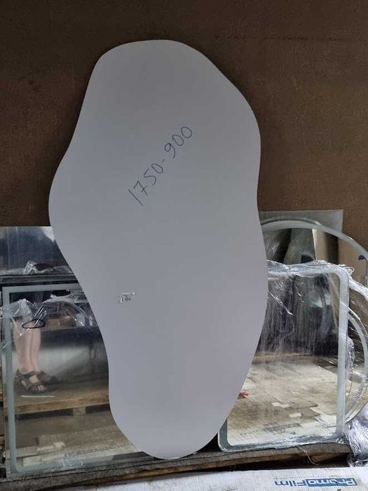 Дзеркало з підсвіткою на замовлення – гарантія 24 міс!