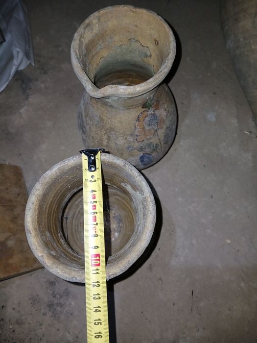 Глечики старовинні та макітри