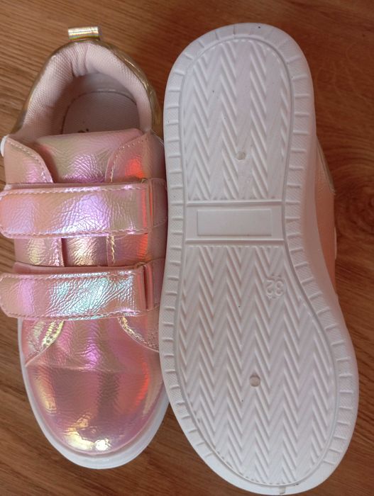 Adidasy dla dziewczynki nowe