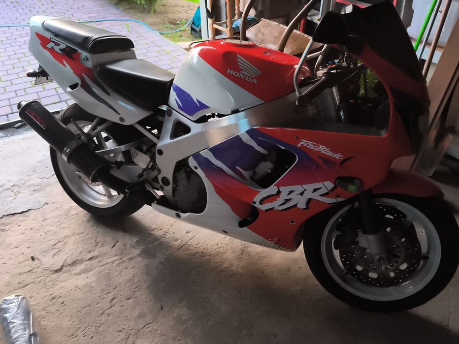 Honda CBR 900RR  Bezwypadkowy