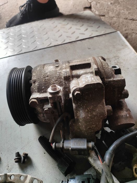 Silnik BZG skoda fabia seat VW 1.2 + dodatki