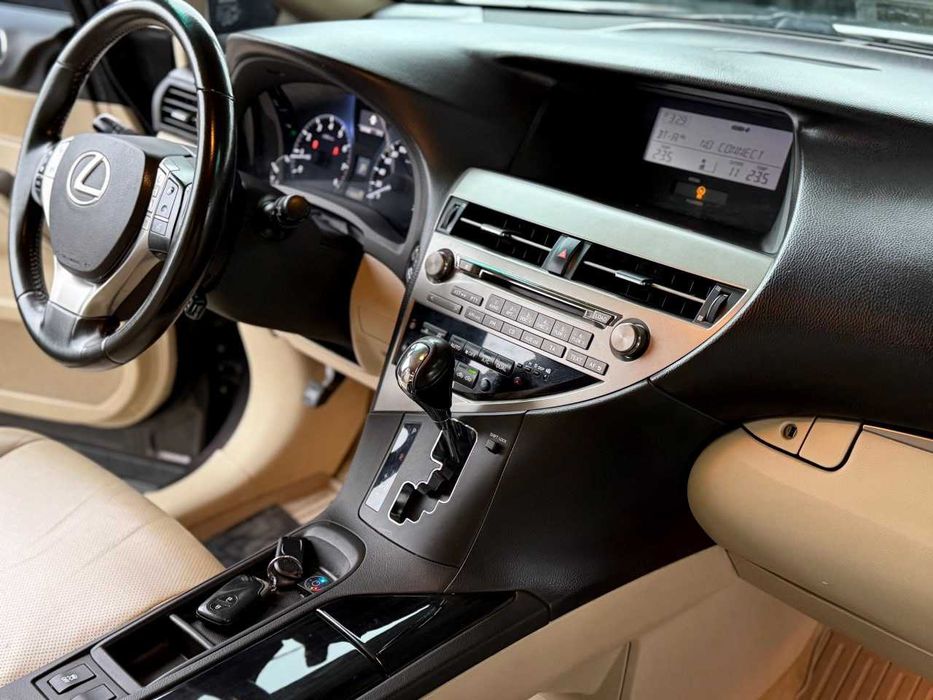 Продам  Lexus RX 2013. Можна в розстрочку, під викуп.