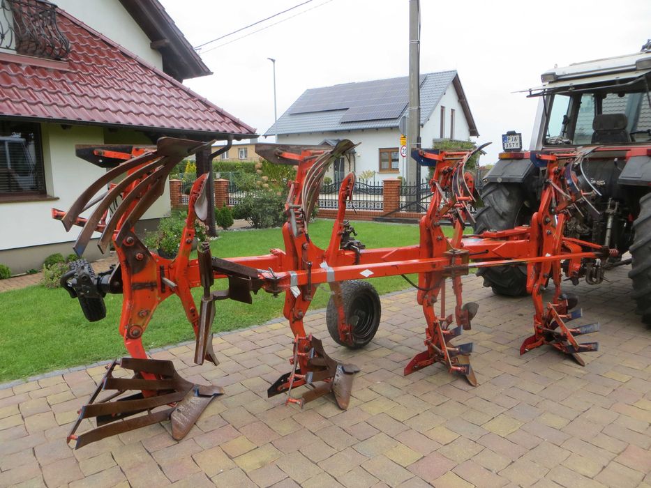 Pług Kuhn master 4 skibowy ażurowy