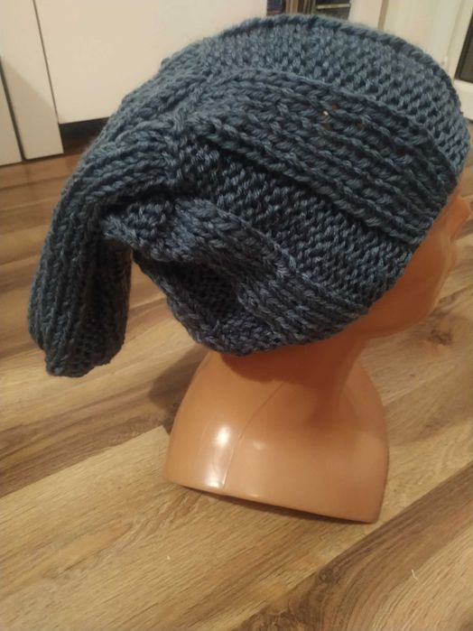 stalowa ciepła czapeczka