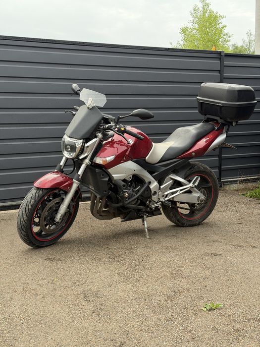 Suzuki GSR 600 2006