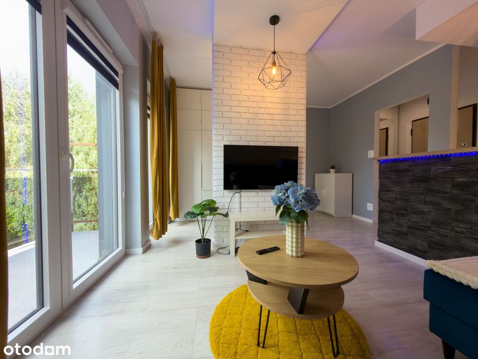 Komfortowe Wyposażone Studio Pod Skarpą Balkon | UTP | PBŚ