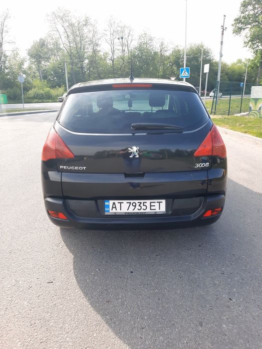 Продам Пежо 3008