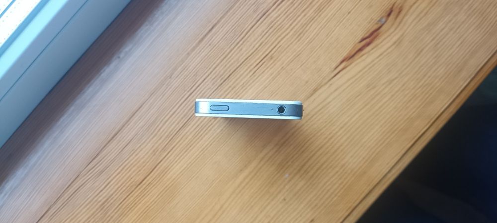 айфон 4s в нормальному стані