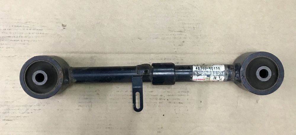 Тяги продольные верхние Toyota lexus 48710-60121 48710-60130