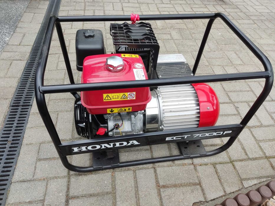 Agregat prądotwórczy Honda ECT7000P, AVR, 3-fazowy, silnik GX390
