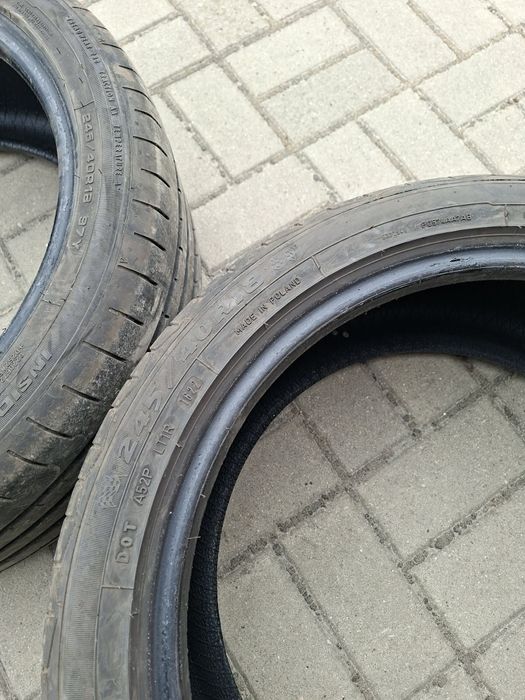 Dębica Presto 245/40 r18