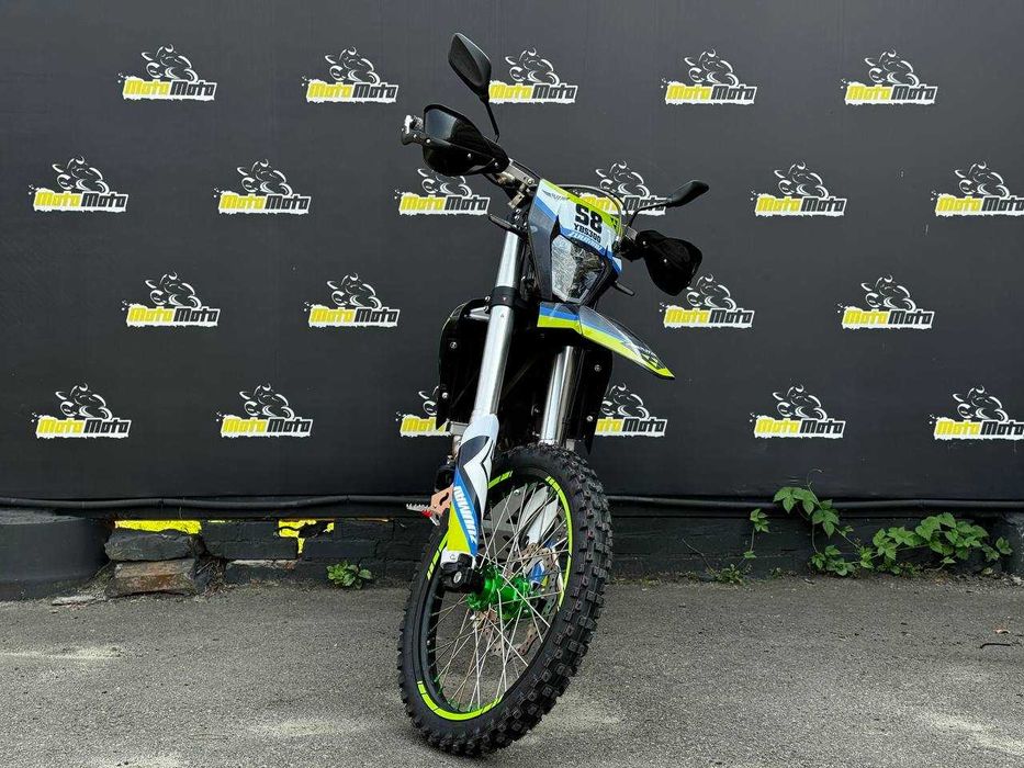 Мотоцикл ZUUMAV S8 Pro