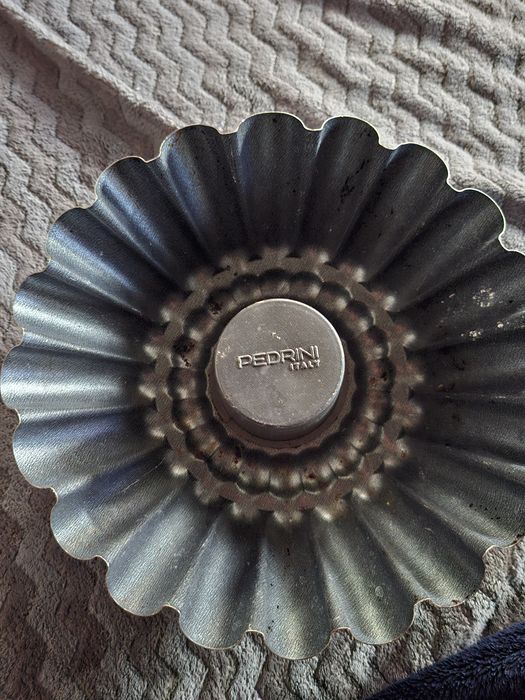 Продам форму для кекса