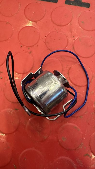 Tatra 815 електроклапан пічки 24В соленоїд