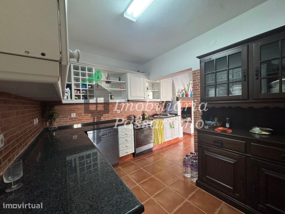Moradia T3 isolada c/anexo - Aroeira