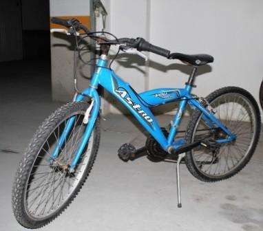 Bicicleta da Astro de roda 24