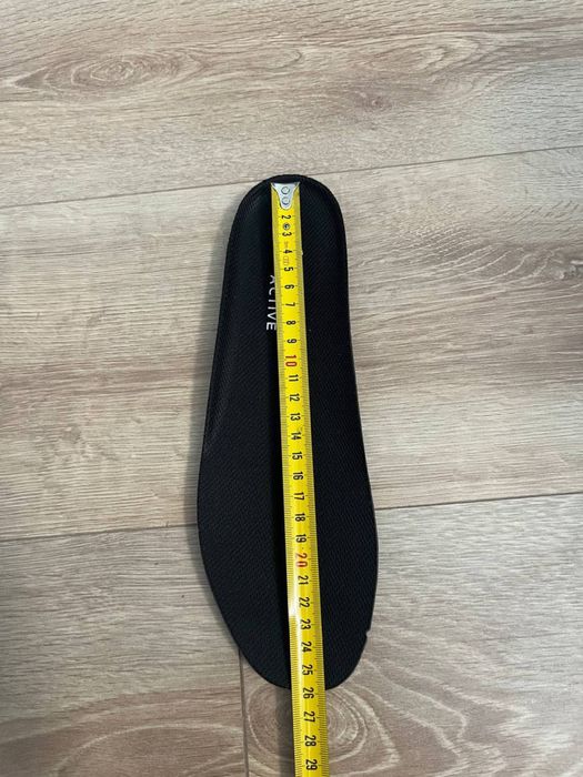 Демісезонні кросівки оригінал Tamaris на gore-tex розмір 40