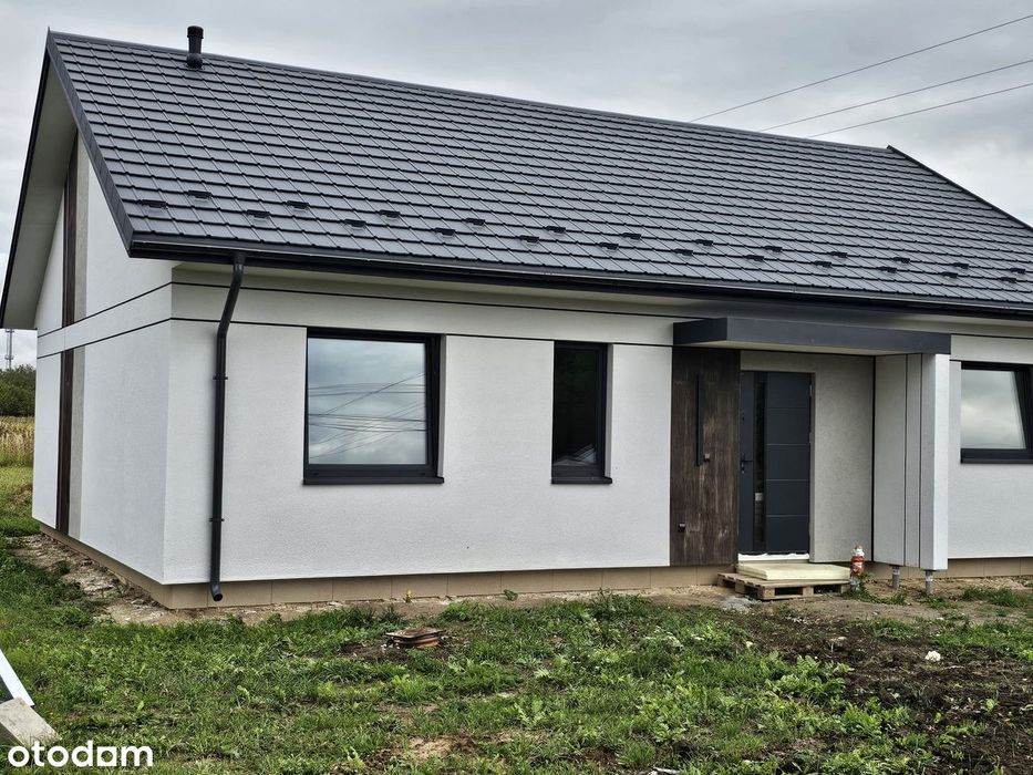 NOWOCZESNY DOM - 91 m² energooszczędnego komfortu bez zbędnych metrów.